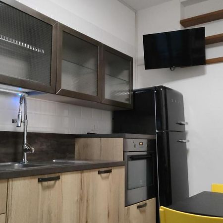 Апартаменты Da Ale E Cate - In Centro A San Benedetto Сан-Бенедетто-дель-Тронто Экстерьер фото