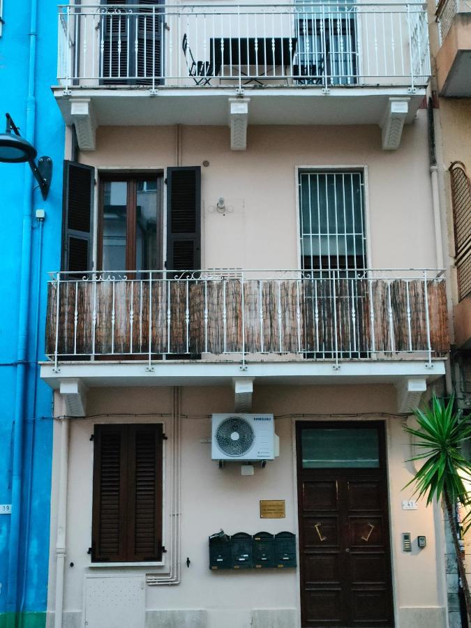 Апартаменты Da Ale E Cate - In Centro A San Benedetto Сан-Бенедетто-дель-Тронто Экстерьер фото